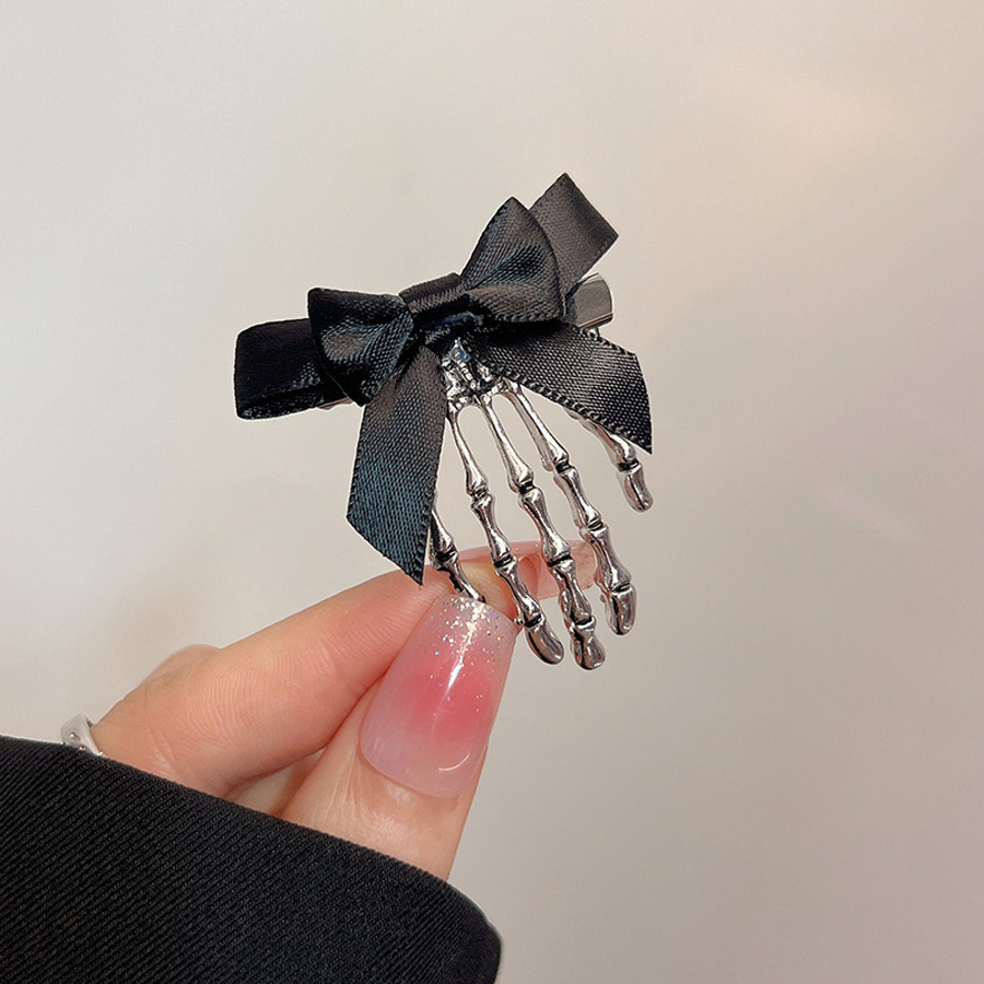 Gothic Skeleton Hand Hair Clip - Ribbon Bow Gift 评论和价格